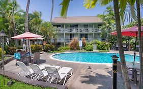 Kailua Kona Islander Inn #112 Studio- Ac, Pool, Hot Tub, Walk To Beach, Shops, Dining
